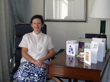 Sheila opens her birthday cards