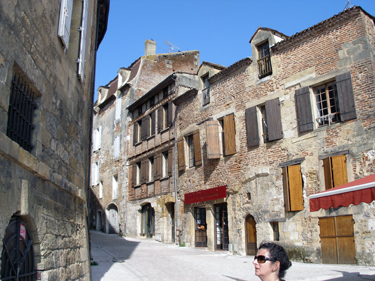 Sheila & old building