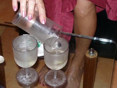 Pour