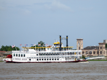 Creole Queen paddlesteamer