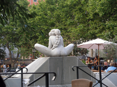 Statue