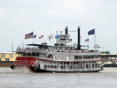 Paddle steamer