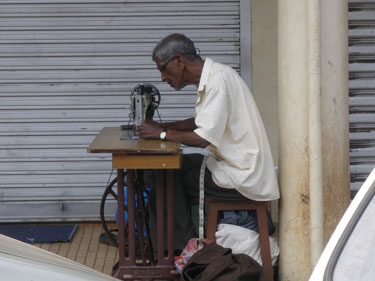 Street tailor