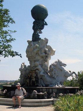 Derek & statue